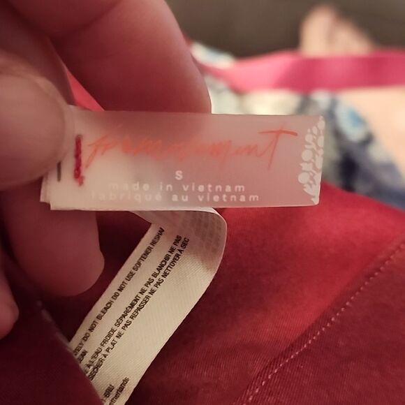 Free People Beat the Heat Sports  Bra Size S - Picture 6 of 13